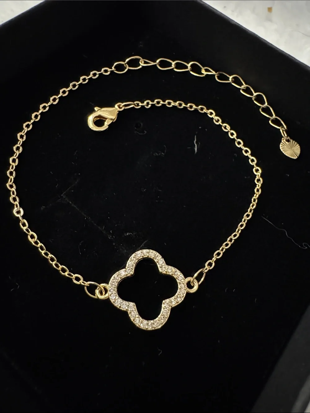 Gold Clover Pavé Bracelet - Women Jewelry